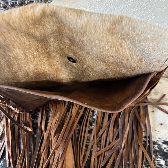 Womens Cowhide Engraved Purse - Crossbody Purse - Picture 6 of 7